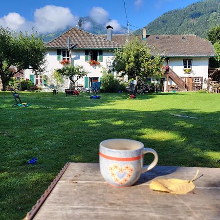 Sachserhof Ferienwohnungen In Sachsenburg Buitenkant foto