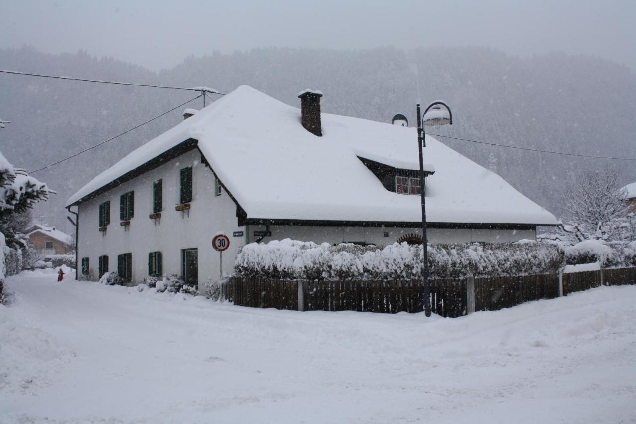 Sachserhof Ferienwohnungen In Sachsenburg Buitenkant foto