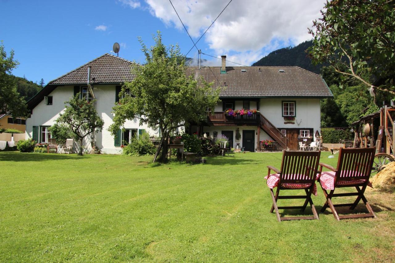 Sachserhof Ferienwohnungen In Sachsenburg Buitenkant foto