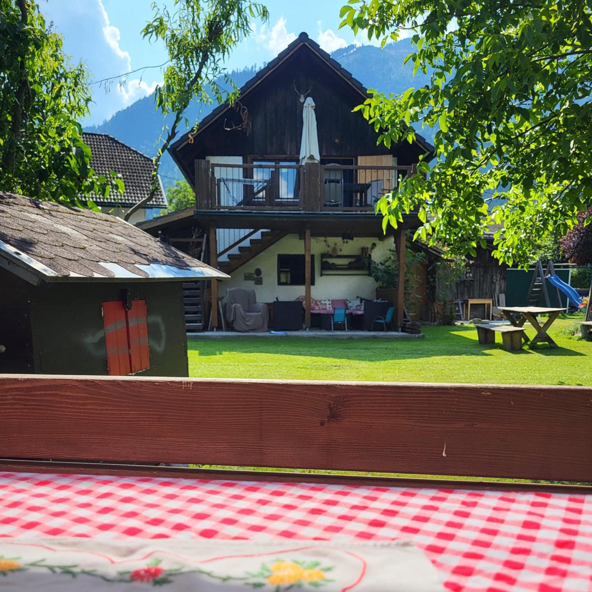 Sachserhof Ferienwohnungen In Sachsenburg Buitenkant foto